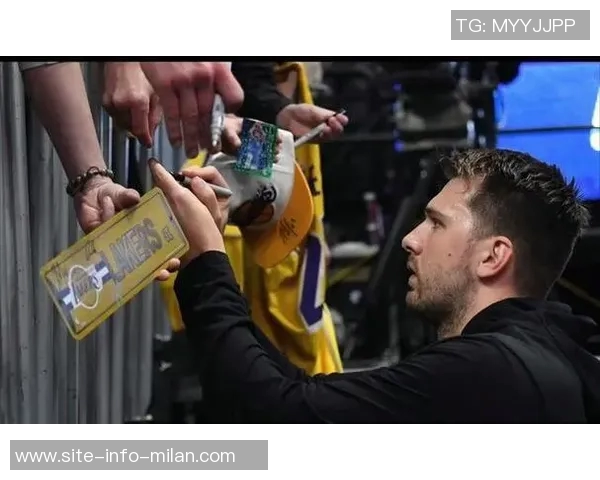 里夫斯幽默点评东契奇成长之路期待他早日成熟展现更强实力