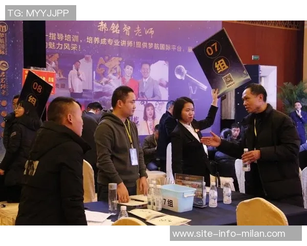 康利赞华子休赛期积极组织训练展现领袖气质显著提升 康利赞华子休赛期积极组织训练展现领袖气质显著提升