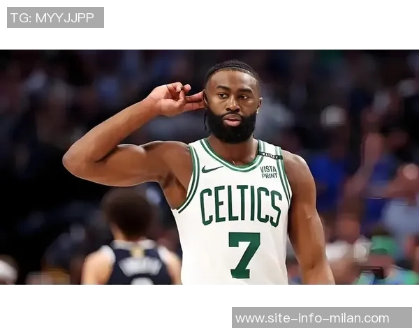 杰伦布朗独砍36分却三分球全失致命犯规成败皆由你